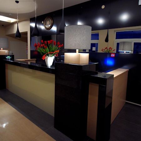 Hotel Hibiskus Boguchwała エクステリア 写真