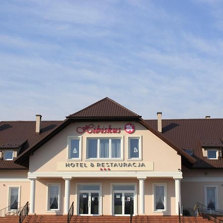 Hotel Hibiskus Boguchwała エクステリア 写真