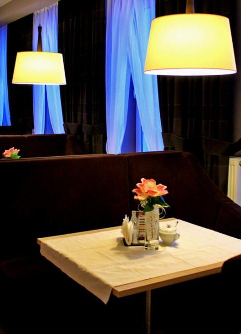 Hotel Hibiskus Boguchwała エクステリア 写真